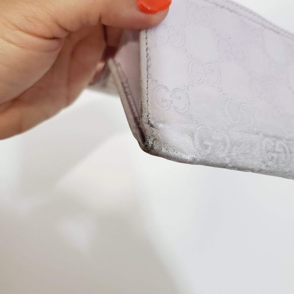 GUCCI  Authentic metallic GG leather large wallet - Picture 16 of 17